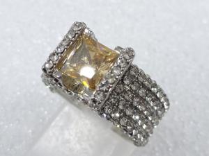 クリスタル　指輪(11号)